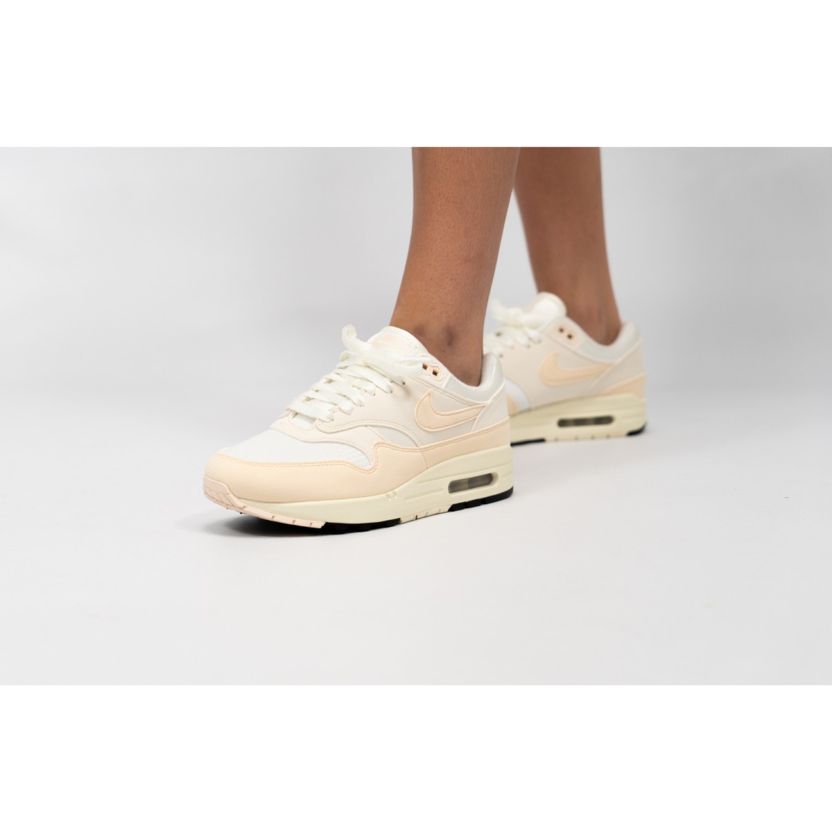 Nike Air Max 1 Sail/Phantom/Black/Guava Ice DZ2628-111