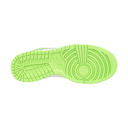 Nike Wmns Dunk Low Green Strike HV0842-133
