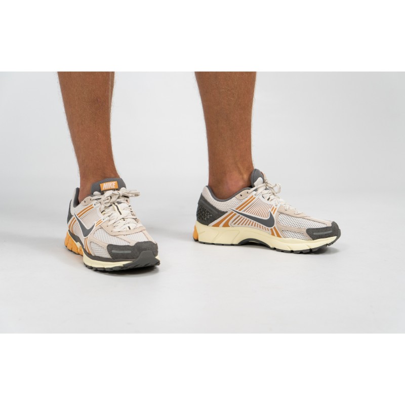 Nike Zoom Vomero 5  Phantom/Copper Moon/Coconut Milk/Flat Pewter IB7469-030 2